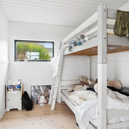 Holiday home Niesina - 100m From The Sea In Sealand By Interhome