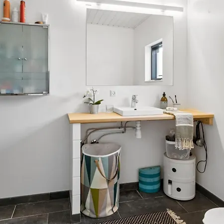 Niesina - 100m From The Sea In Sealand By Interhome *